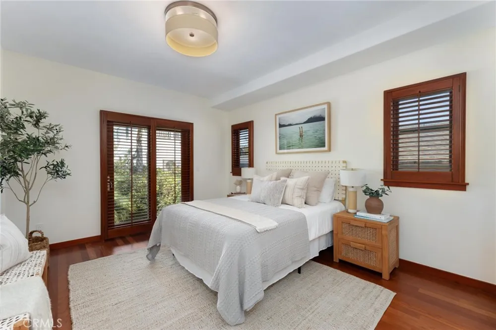 721 12th Street Manhattan Beach, CA 90266
