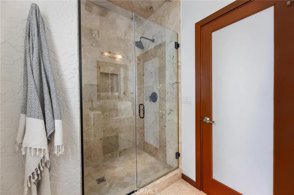 721 12th Street Manhattan Beach, CA 90266