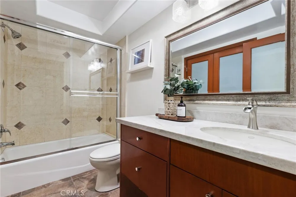 721 12th Street Manhattan Beach, CA 90266