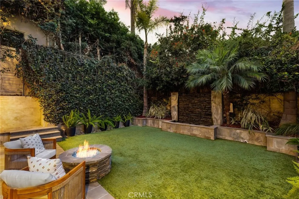 721 12th Street Manhattan Beach, CA 90266