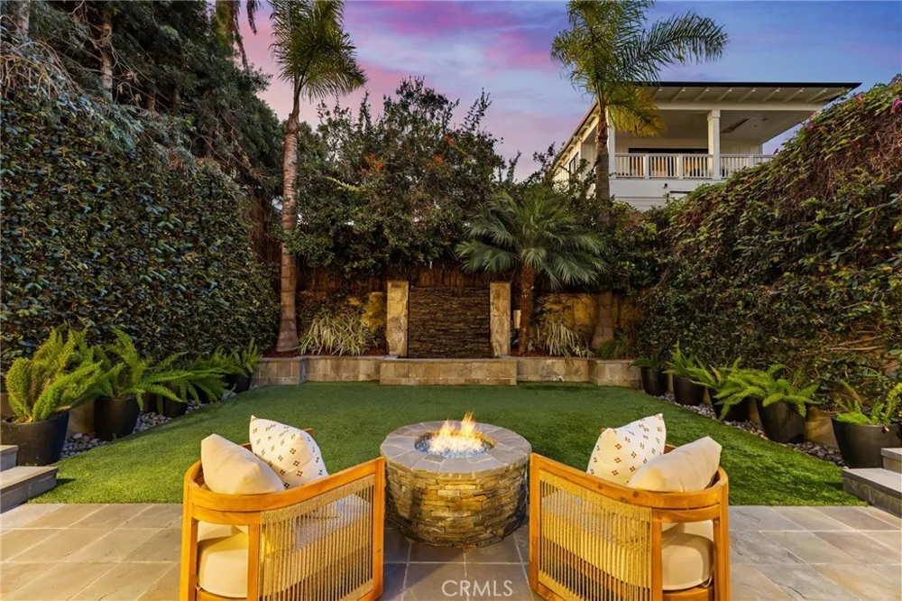 721 12th Street Manhattan Beach, CA 90266