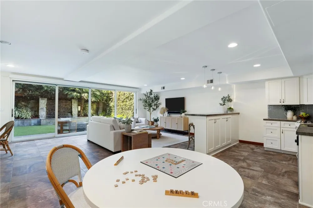 721 12th Street Manhattan Beach, CA 90266