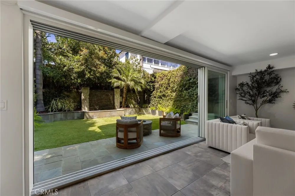721 12th Street Manhattan Beach, CA 90266