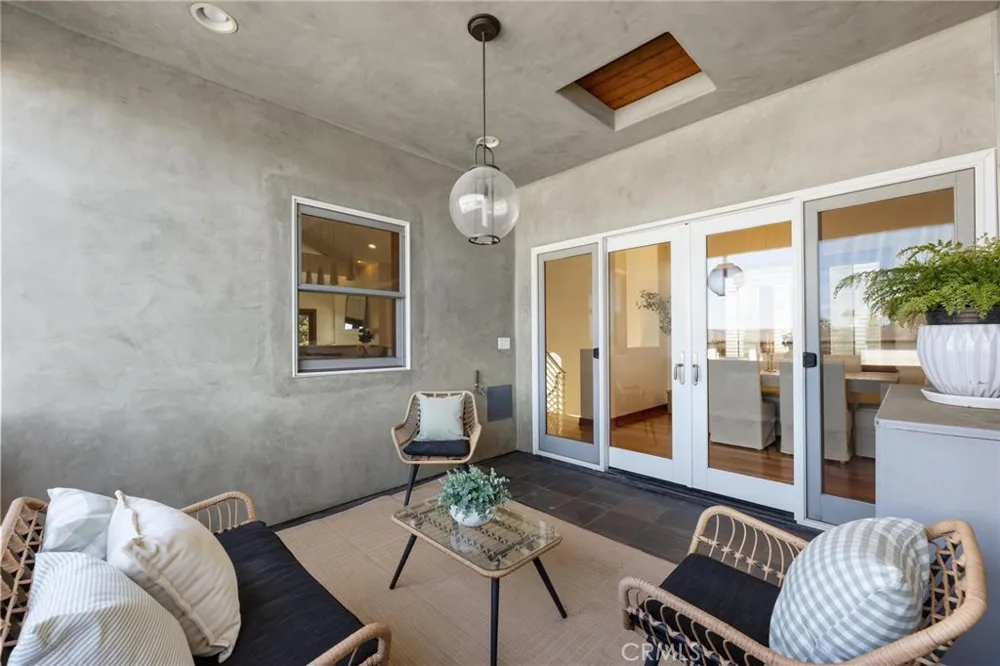 721 12th Street Manhattan Beach, CA 90266