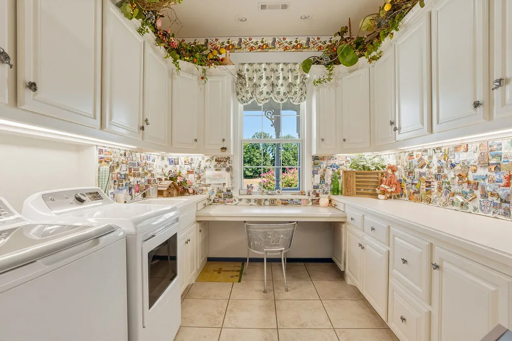 1009 SE County Road Ada, OK 74820