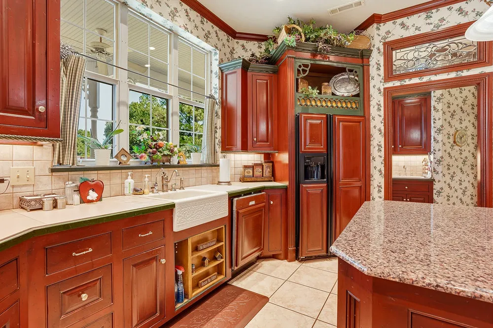 1009 SE County Road Ada, OK 74820
