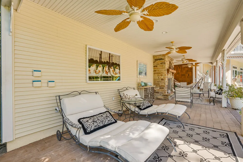 1009 SE County Road Ada, OK 74820