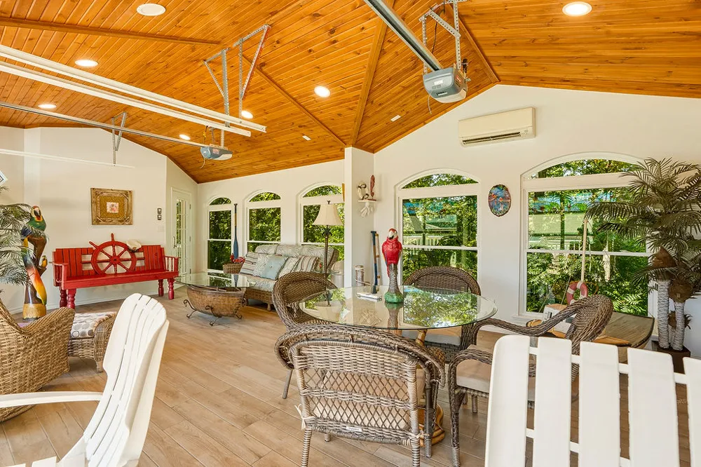 1009 SE County Road Ada, OK 74820