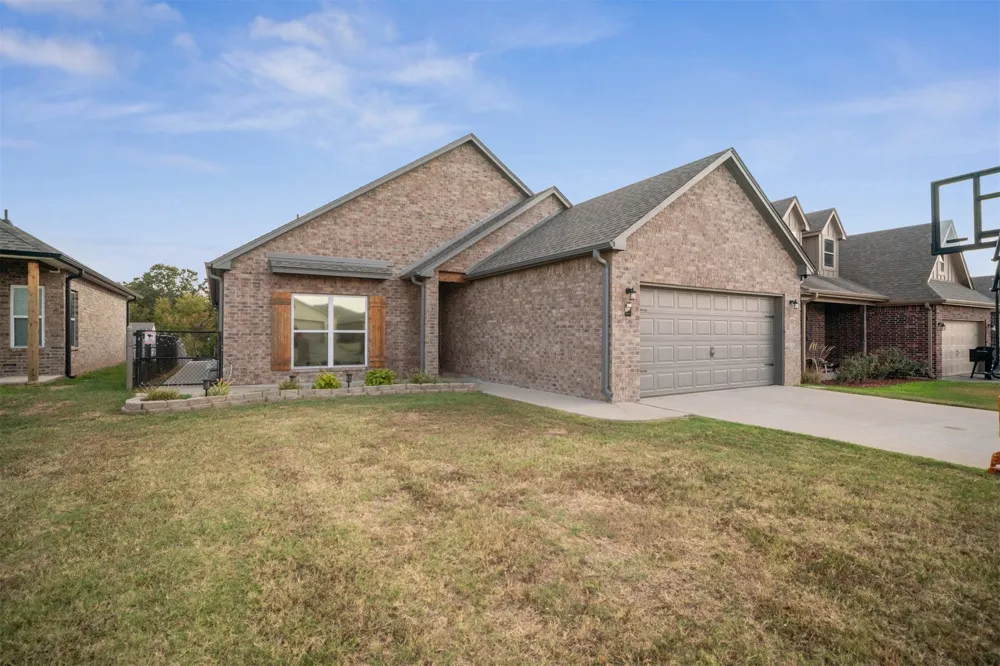 26776 E 143rd Street S Coweta, OK 74429