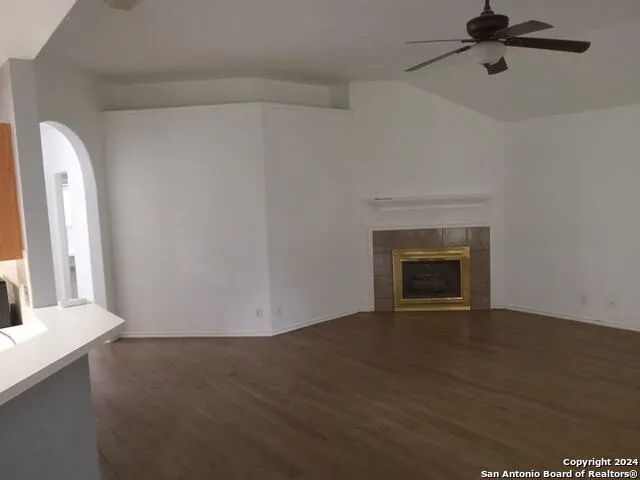 8851 Star Creek Dr San Antonio, TX 78251