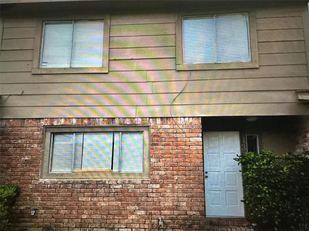 13052 Clarewood Houston, TX 77072