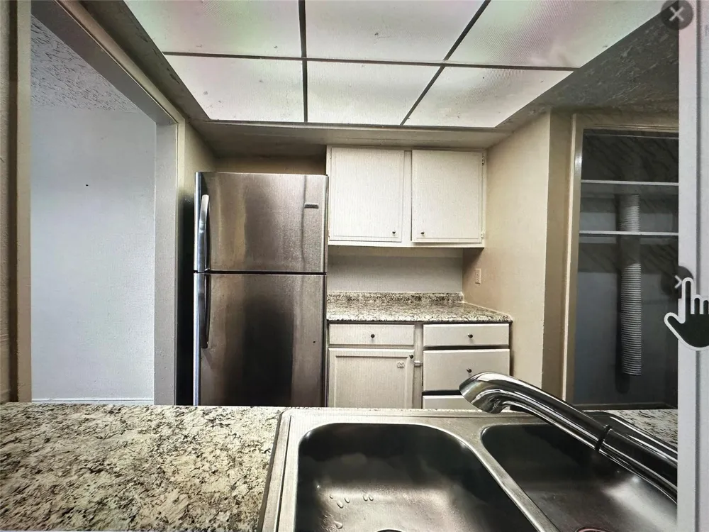 13052 Clarewood Houston, TX 77072