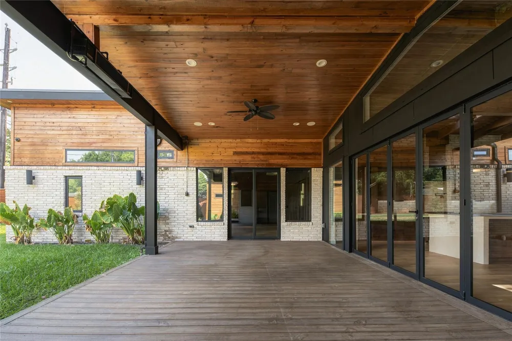 2510 Underwood Street Houston, TX 77030