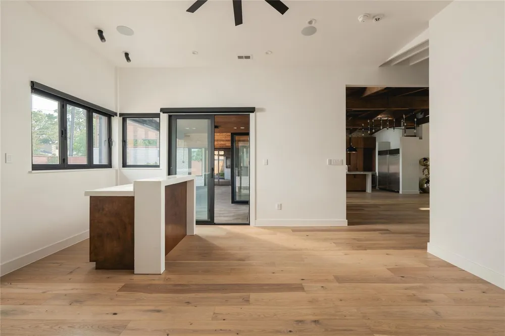 2510 Underwood Street Houston, TX 77030