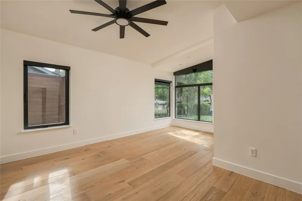 2510 Underwood Street Houston, TX 77030