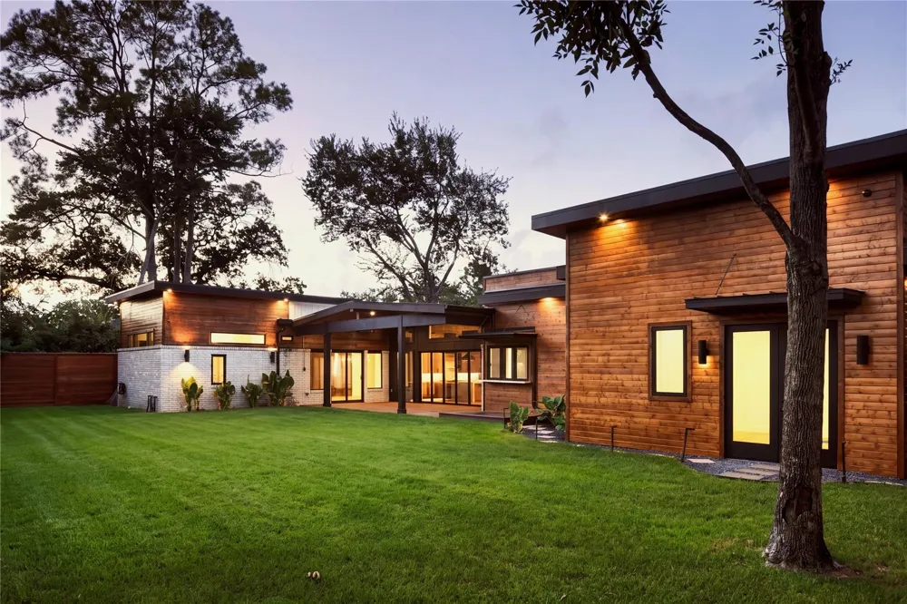 2510 Underwood Street Houston, TX 77030