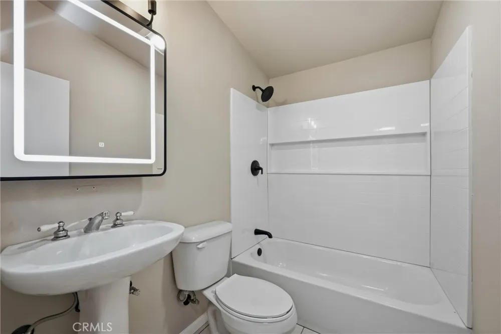 4275 Cedar Clearlake, CA 95422