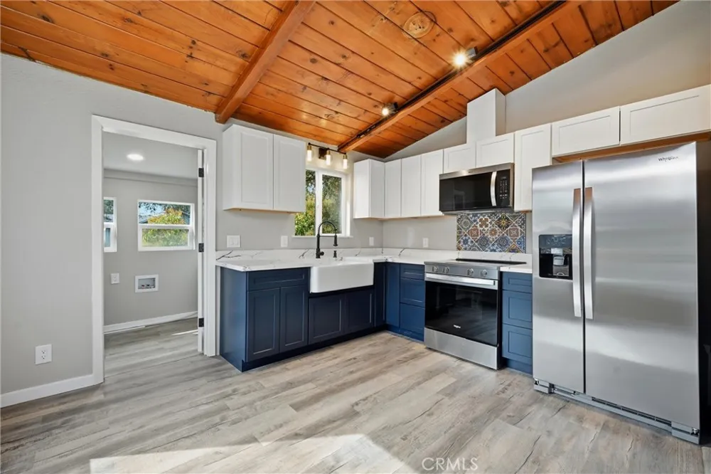 4275 Cedar Clearlake, CA 95422