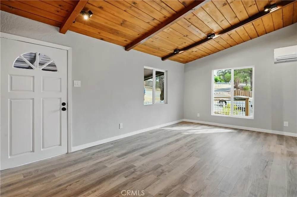 4275 Cedar Clearlake, CA 95422