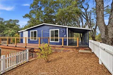 4275 Cedar