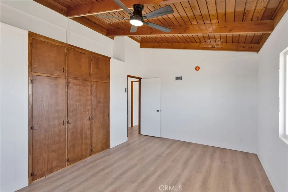 10274 Merino Avenue Apple Valley, CA 92308