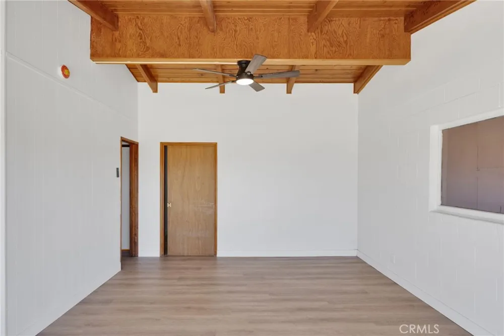 10274 Merino Avenue Apple Valley, CA 92308