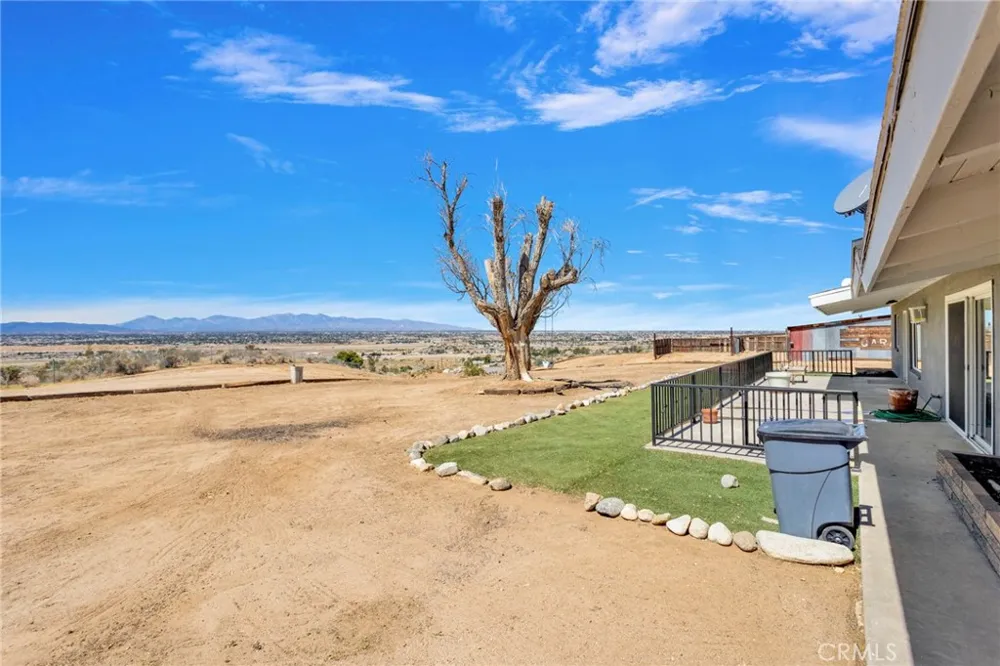 10274 Merino Avenue Apple Valley, CA 92308