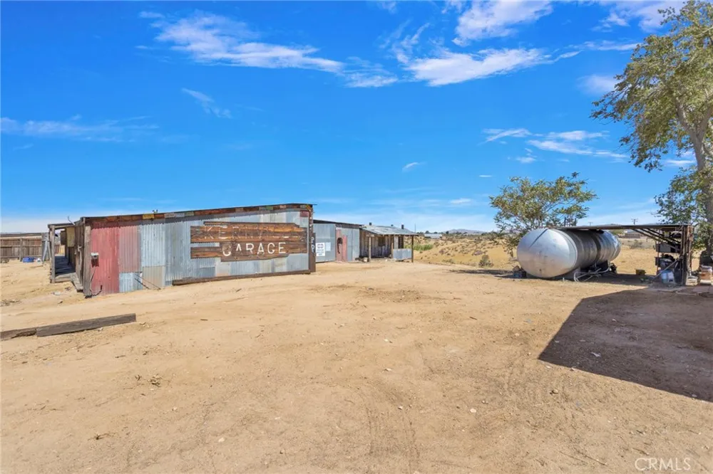 10274 Merino Avenue Apple Valley, CA 92308