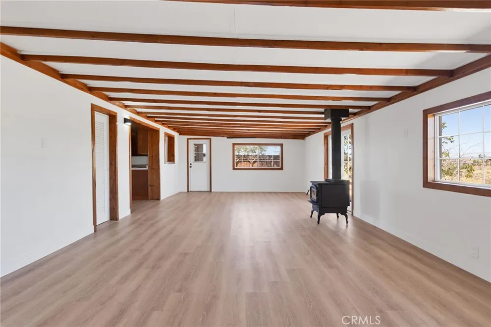 10274 Merino Avenue Apple Valley, CA 92308