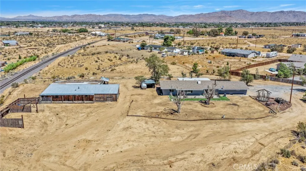 10274 Merino Avenue Apple Valley, CA 92308