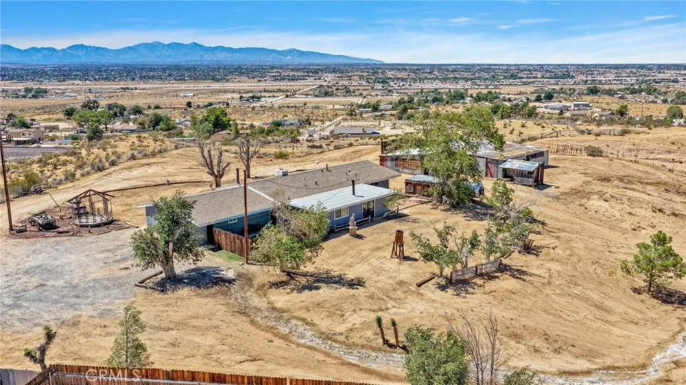 10274 Merino Avenue Apple Valley, CA 92308