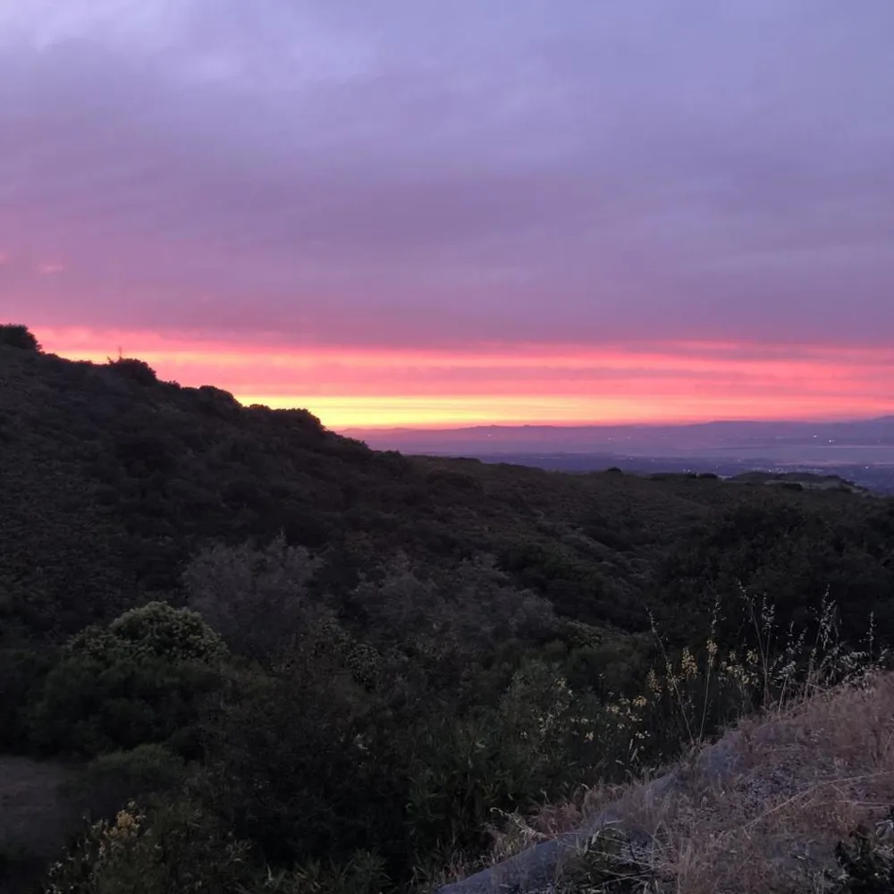 17599 Montebello Road Cupertino, CA 95014