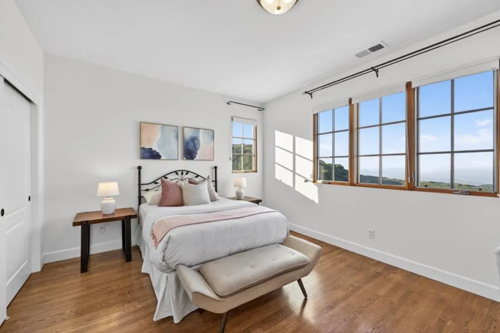 17599 Montebello Road Cupertino, CA 95014
