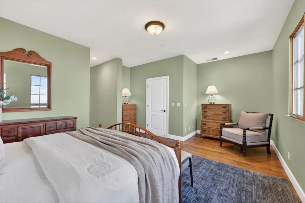 17599 Montebello Road Cupertino, CA 95014