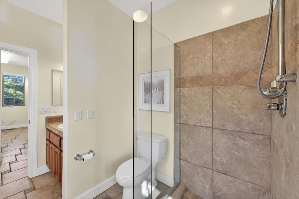 17599 Montebello Road Cupertino, CA 95014