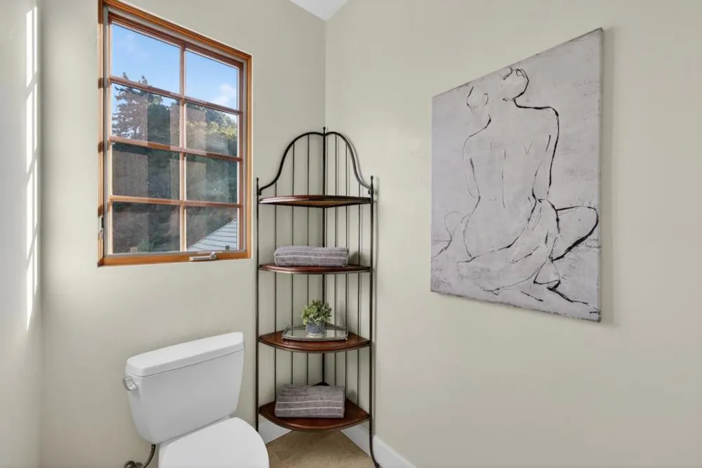 17599 Montebello Road Cupertino, CA 95014
