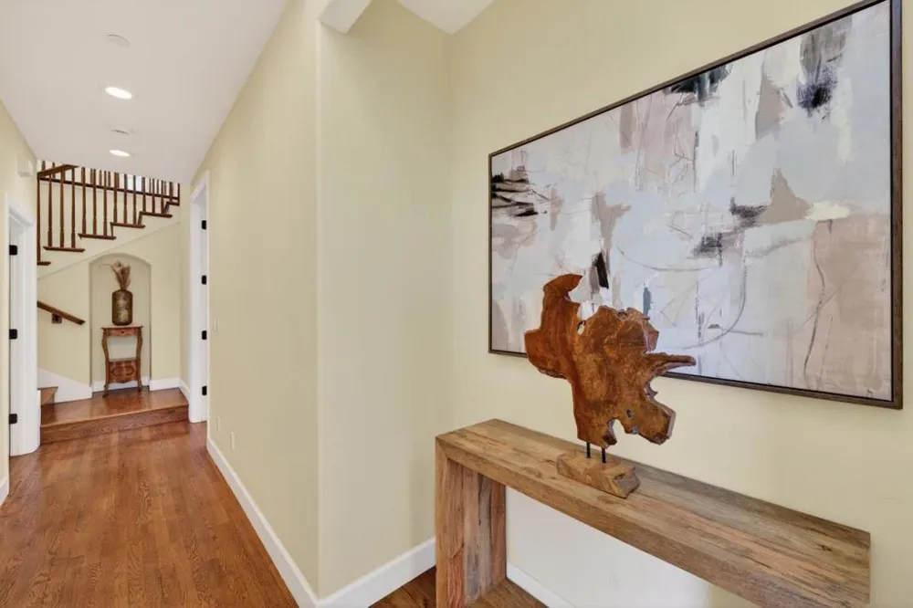 17599 Montebello Road Cupertino, CA 95014