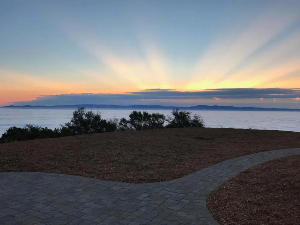 17599 Montebello Road Cupertino, CA 95014