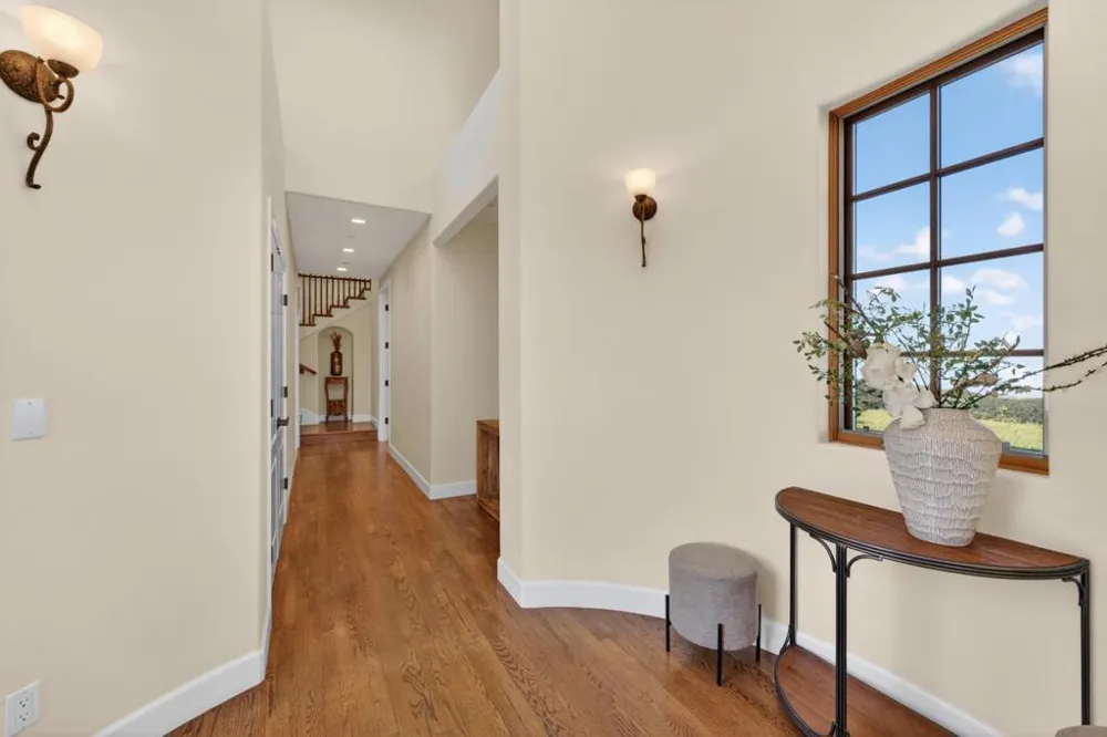 17599 Montebello Road Cupertino, CA 95014