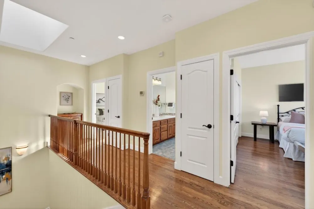 17599 Montebello Road Cupertino, CA 95014