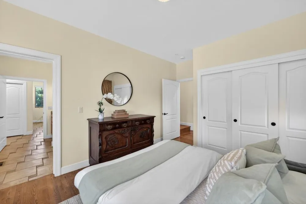 17599 Montebello Road Cupertino, CA 95014