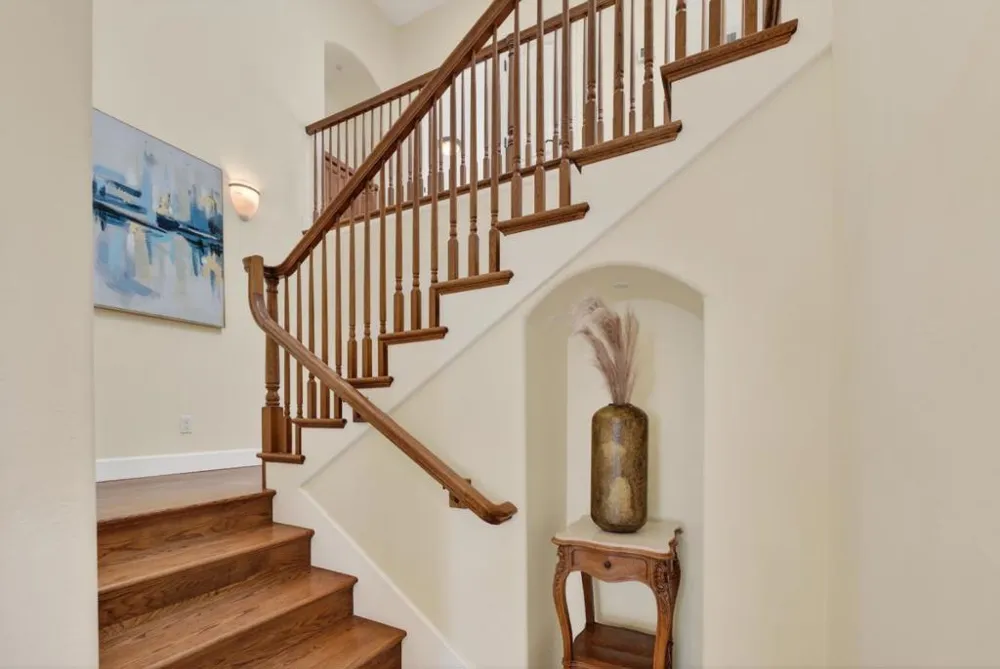 17599 Montebello Road Cupertino, CA 95014
