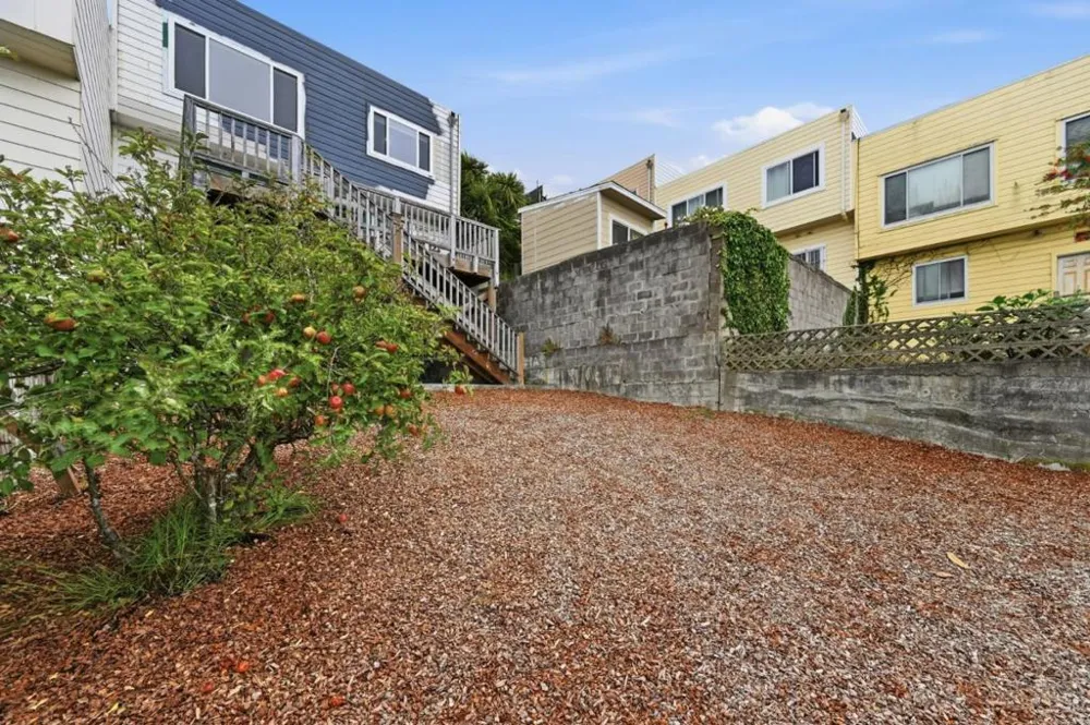 315 Vernon Street San Francisco, CA 94132