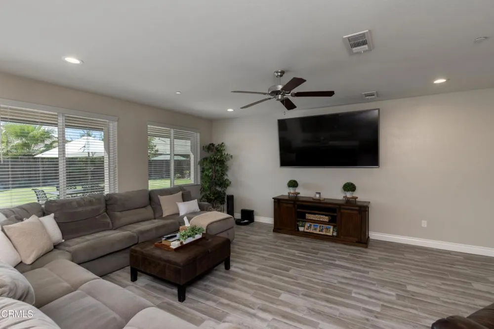 4233 Aloe Court Bakersfield, CA 93314
