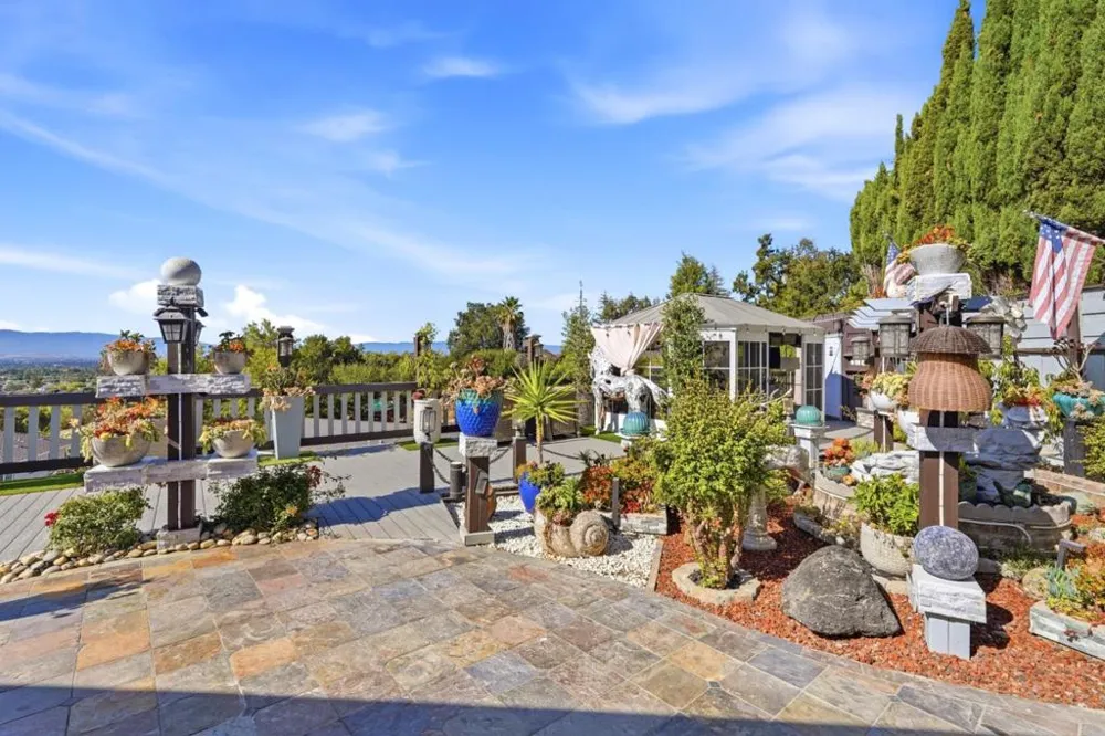 925 Dorel Drive San Jose, CA 95132