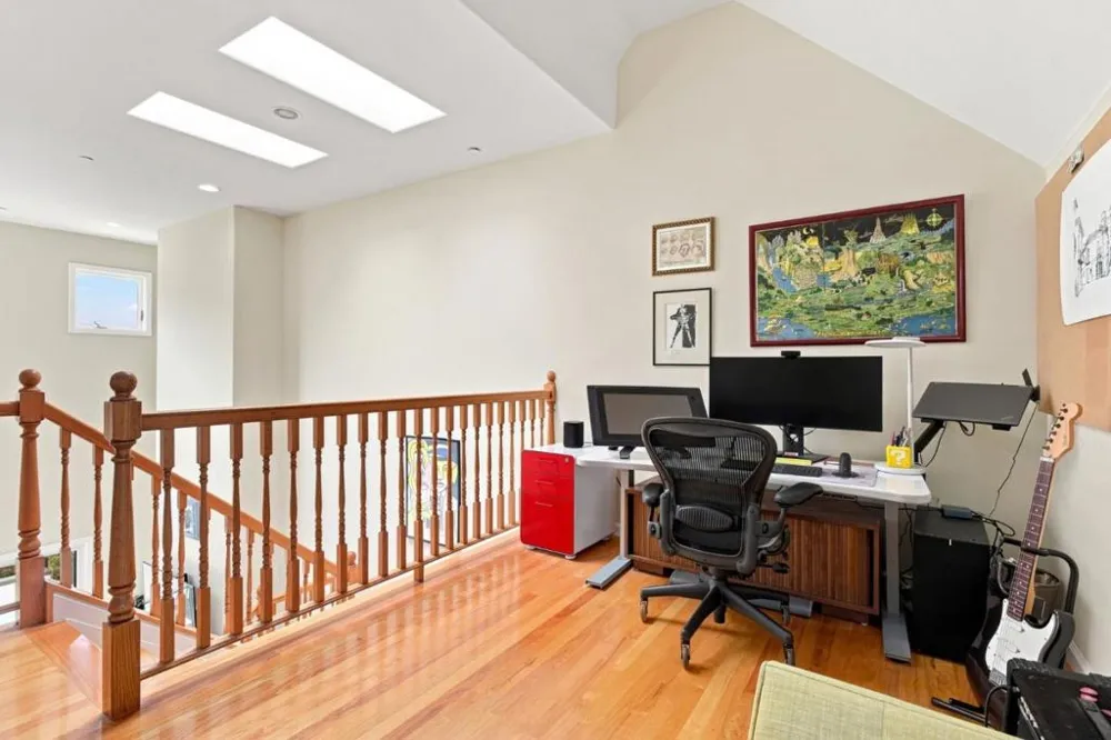 2338 Palmetto Avenue Pacifica, CA 94044