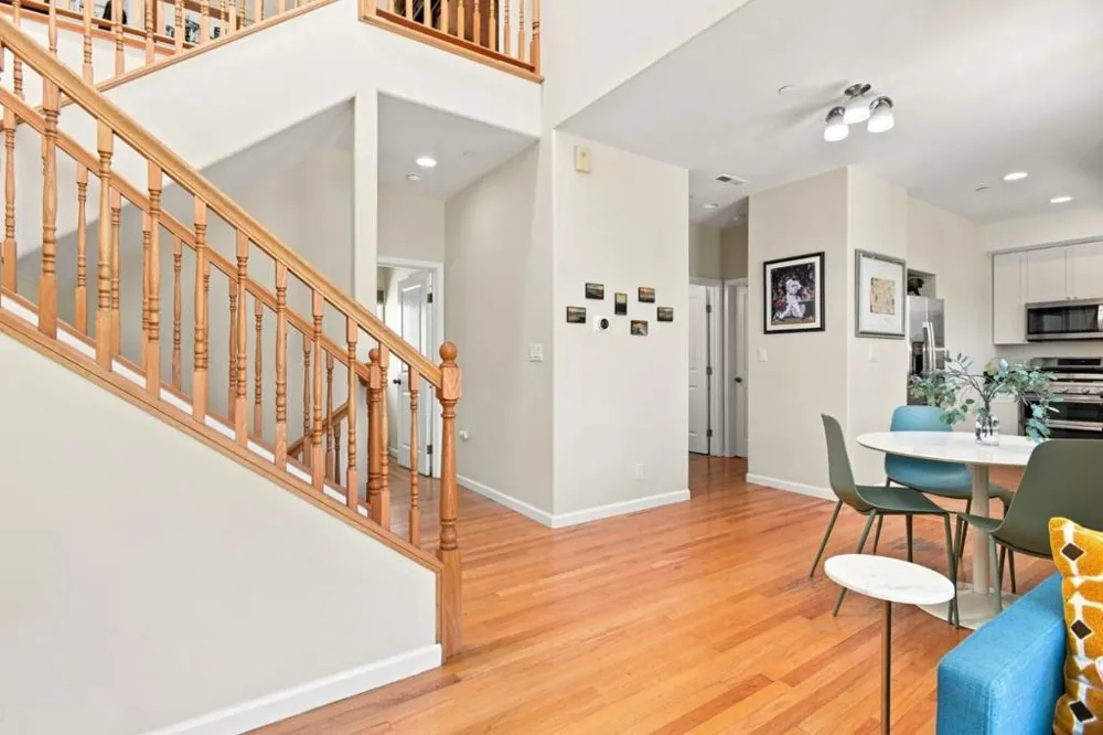 2338 Palmetto Avenue Pacifica, CA 94044