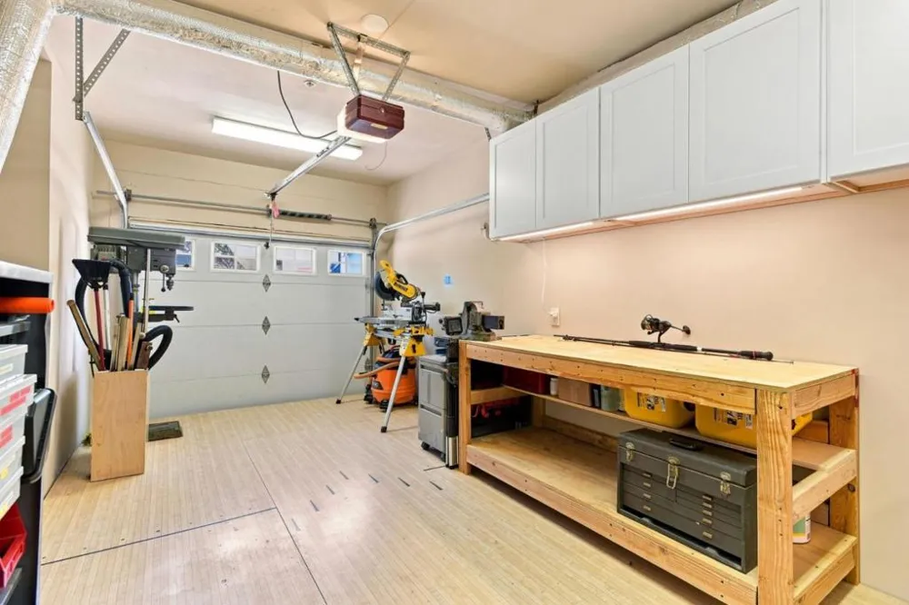 2338 Palmetto Avenue Pacifica, CA 94044
