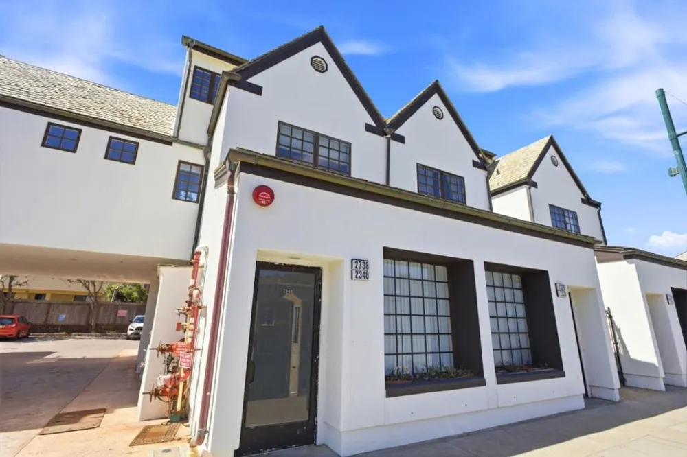 2338 Palmetto Avenue Pacifica, CA 94044