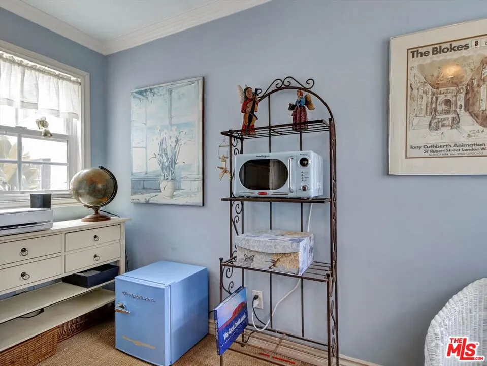 1327 Hayworth Avenue West Hollywood, CA 90046